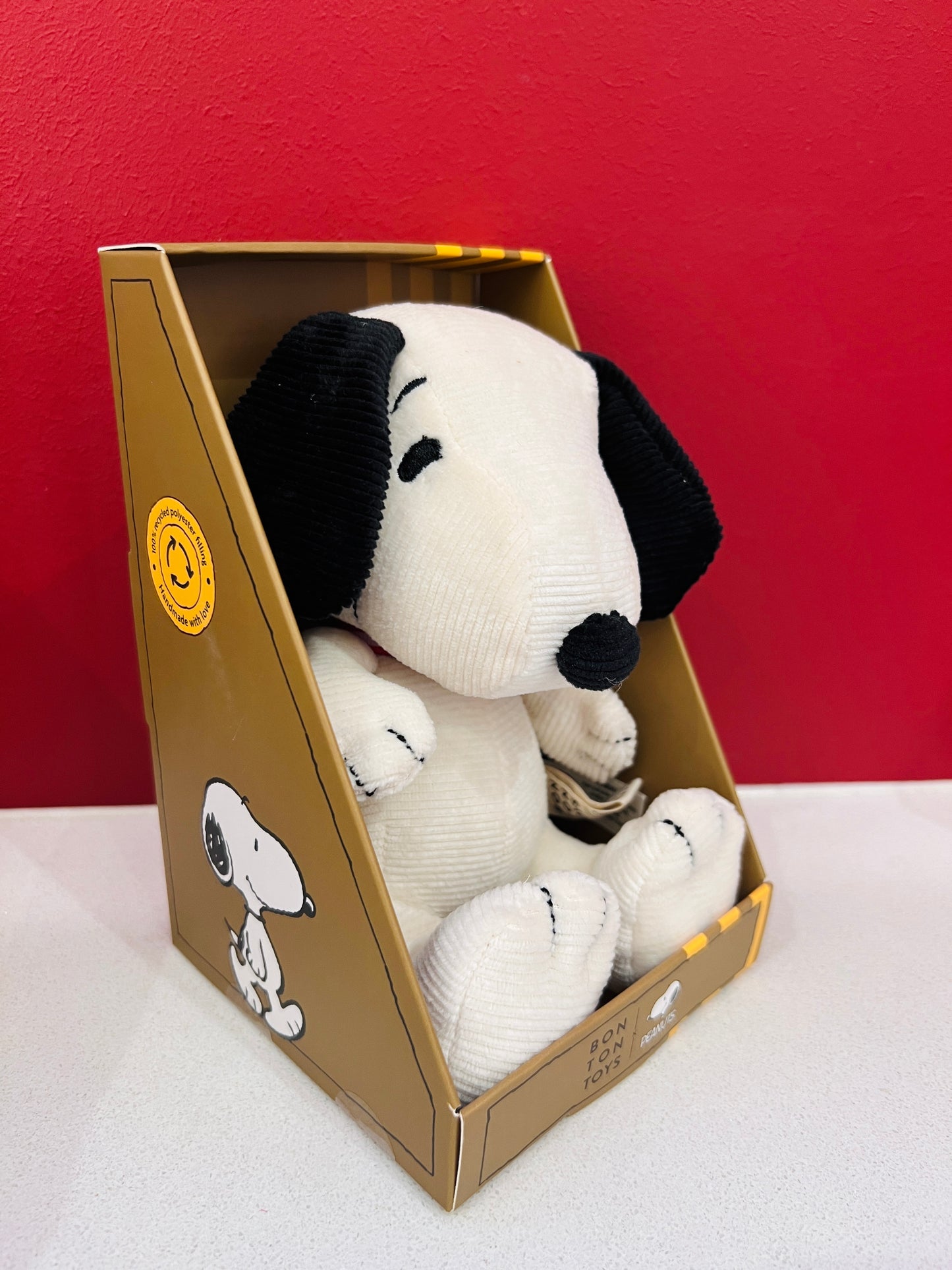 Snoopy Sitting Mini Corduroy Cream in Giftbox 17cm