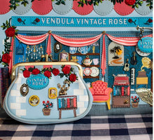 Load image into Gallery viewer, Vendula Vintage Rose Clipper Coin Purse