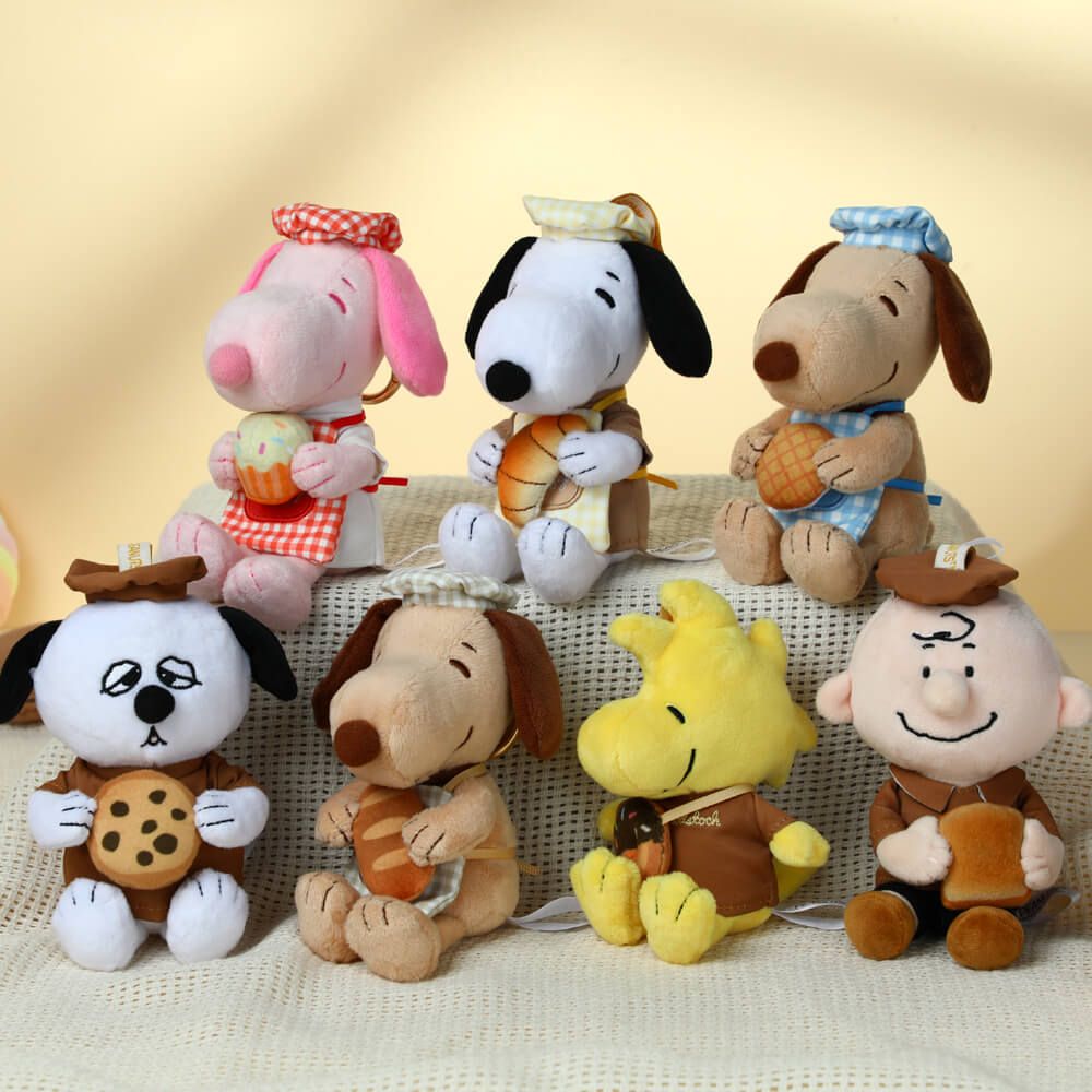 Peanuts Bakery Plush Keyring Blind Box