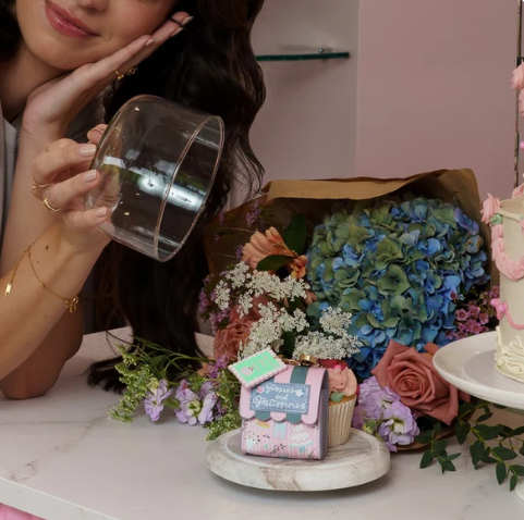 Vendula Posies & Patisseries Pods Case