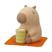 Load image into Gallery viewer, Decole Concombre Aroma Teacup - Oil Diffuser - Capybara
