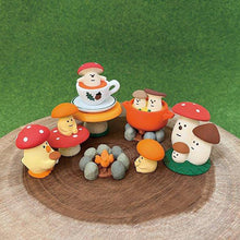 Load image into Gallery viewer, Decole Concombre Figurine - Mushroom Forest - Mushroom Black Tea
