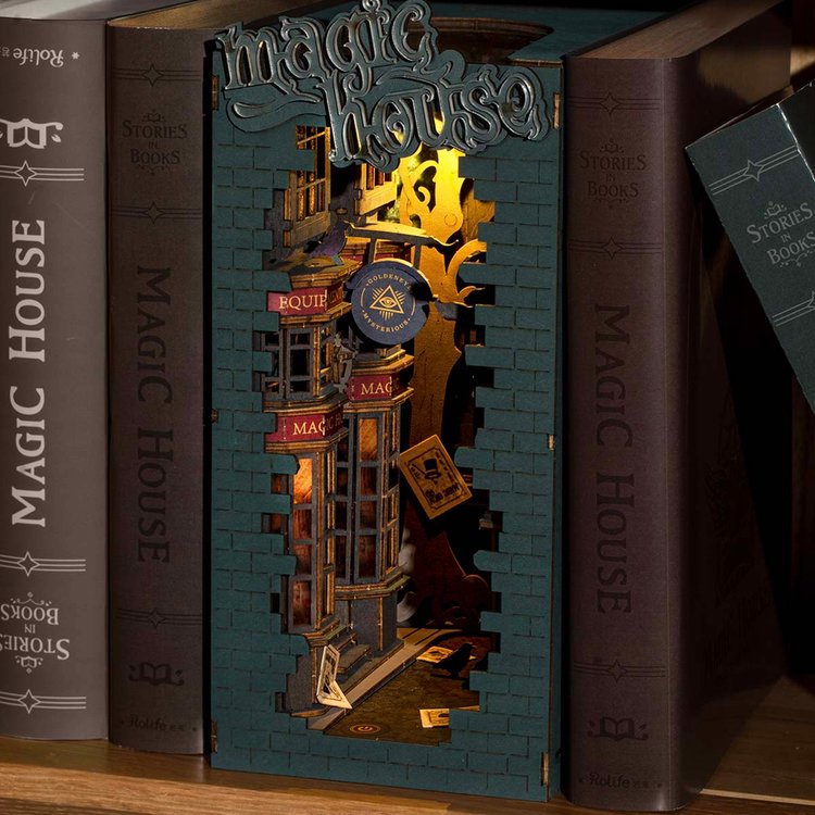 Robotime Rolife DIY Book Nook Magic House TGB03