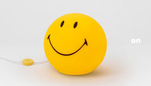 Load image into Gallery viewer, Smiley Star Light