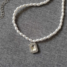 Load image into Gallery viewer, Luninana Necklace - Vintage Pearl Necklace YX028