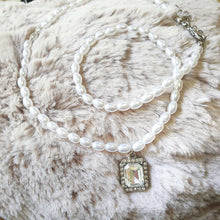 Load image into Gallery viewer, Luninana Necklace - Vintage Pearl Necklace YX028