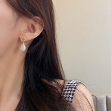 Load image into Gallery viewer, Luninana Earrings -  Classic Pearl Earrings YBY027