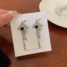 Load image into Gallery viewer, Luninana Earrings - Butterfly Shaped Black Pearl Earrings YBY080