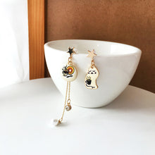 Load image into Gallery viewer, Luninana Earrings -  Lazy Coffee Cat Earrings YBY018