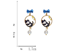 Load image into Gallery viewer, Luninana Earrings - Sleepy Kitten At Space YBY066