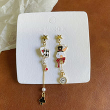 Load image into Gallery viewer, Luninana Earrings - Poker Bunny Earrings YBY050