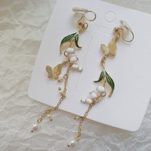 Load image into Gallery viewer, Luninana Clip-on Earrings -  Snowdrop Flower with Golden Butterfly Earrings LL020