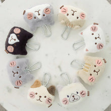 Load image into Gallery viewer, Hapins Blushing Lucky Coin Purse Siamese Cat
