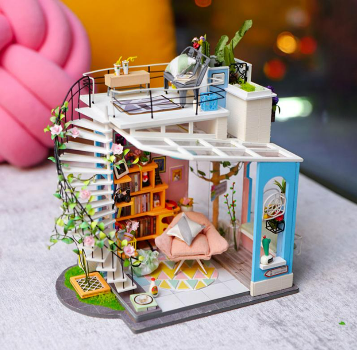 Robotime DIY Mini House Dora's Loft