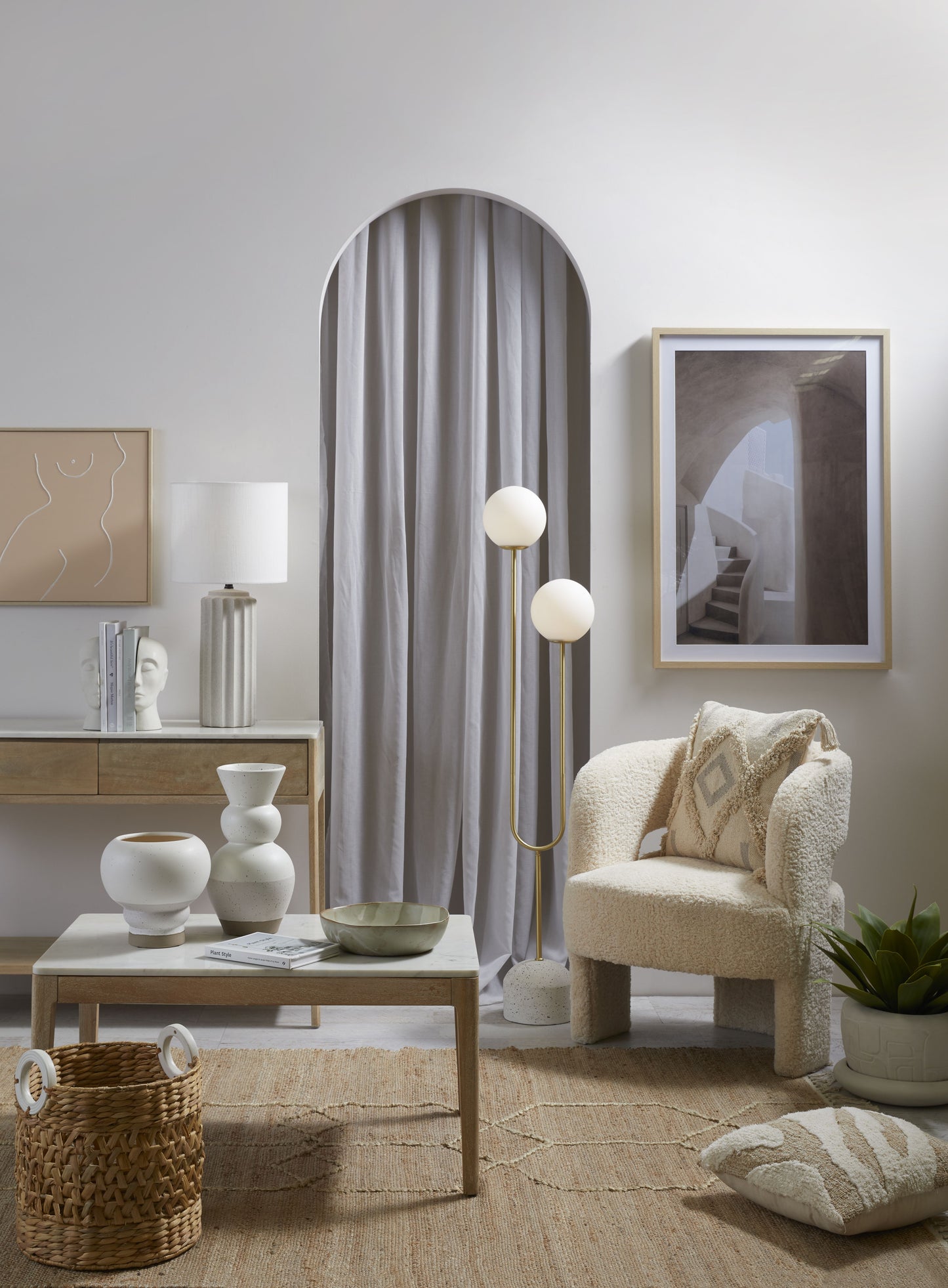 AMALFI TIVOLI FLOOR LAMP WHITE/GOLD 32X20X150CM
