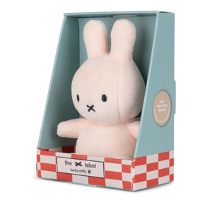 Miffy & Friends Lucky Miffy Sitting in giftbox Pink 10cm