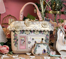 Load image into Gallery viewer, Vendula The Wedding Shop Clipper Coin Purse
