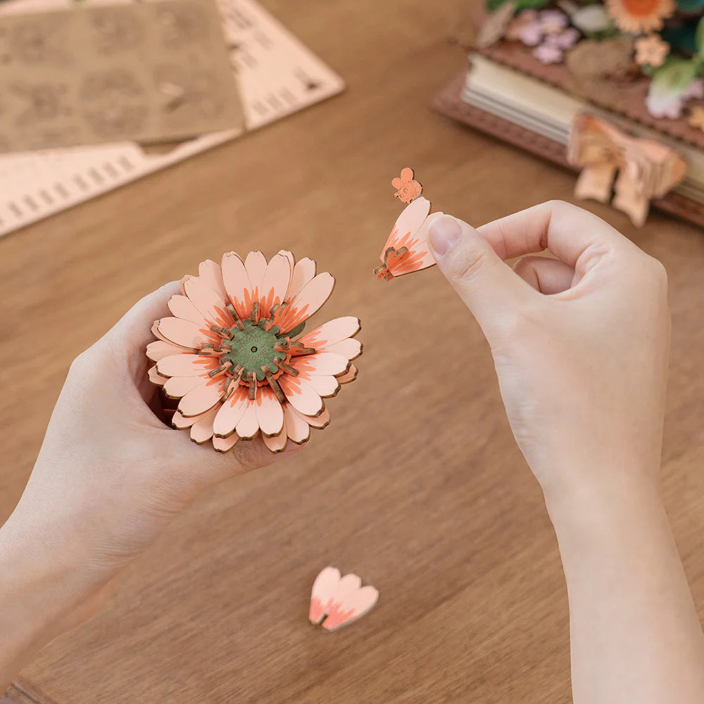 Robotime Rowood DIY 3D Flower Puzzle - Wooden Blooming Book TW04H