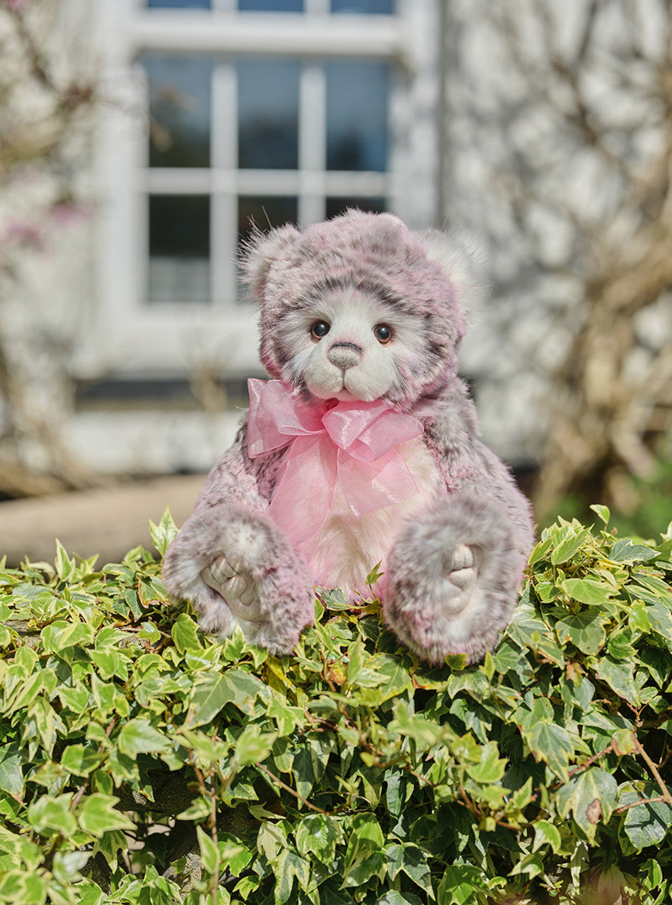 Charlie Bears Amelie 36cm