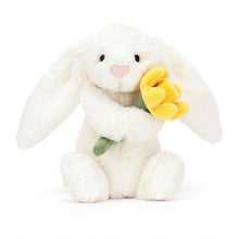 Load image into Gallery viewer, Jellycat Bashful Bunny With Daffodil 18cm
