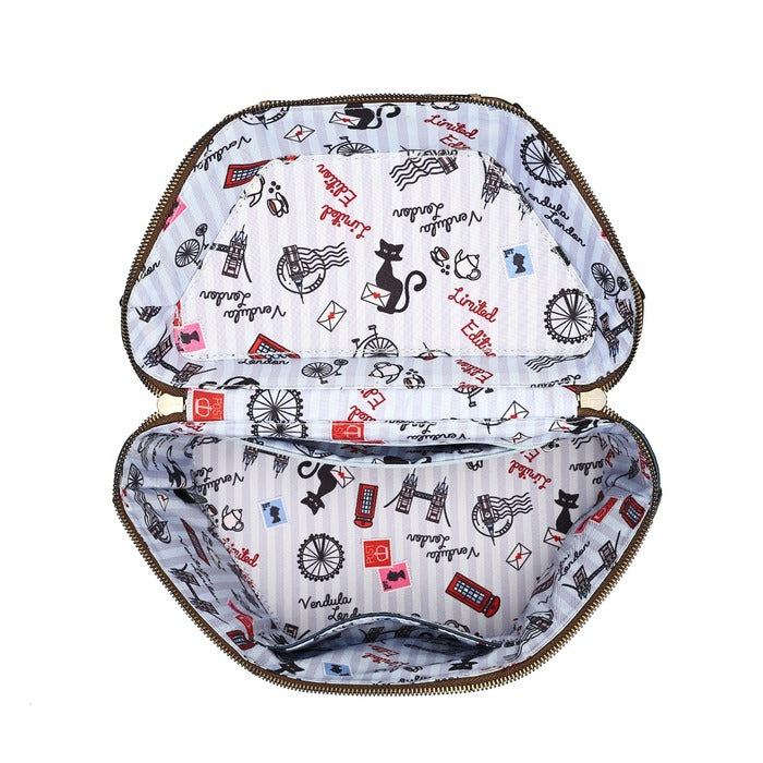 Vendula The Corner Cauldron Cora Bag