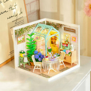 Robotime Rolife Blooming Tea Garden DIY Miniature House DW013B