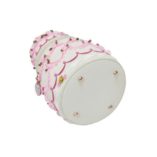 Vendula Posies and Patisseries Cake Bag
