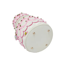 Load image into Gallery viewer, Vendula Posies and Patisseries Cake Bag
