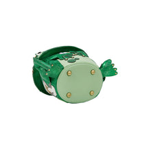 Load image into Gallery viewer, Vendula The Witches Pantry Clipper Frog Bag
