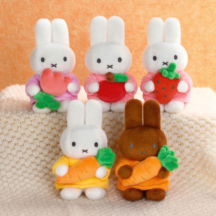 Miffy & Friends Melanie with Carrot Keyring 13cm