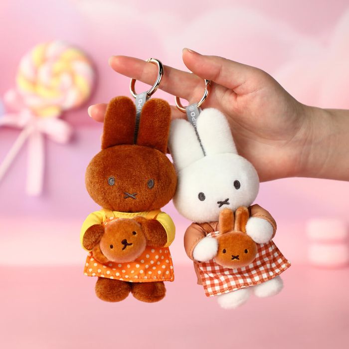 Miffy & Friends Blind Box: Miffy Bakery Series Plush Keychain 14cm