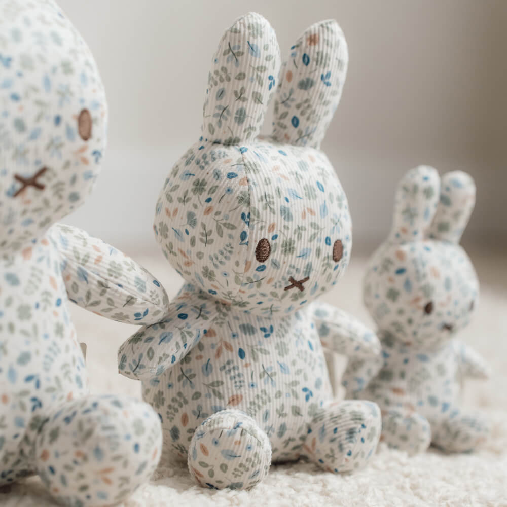 Miffy & Friends Miffy Lucky Leaves All Over Print Mini 15cm