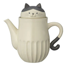 Load image into Gallery viewer, Decole Shinogi no Neko Teapot - Hachi Cat
