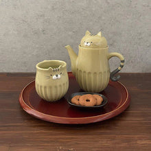 Load image into Gallery viewer, Decole Shinogi no Neko Teapot - Tabby
