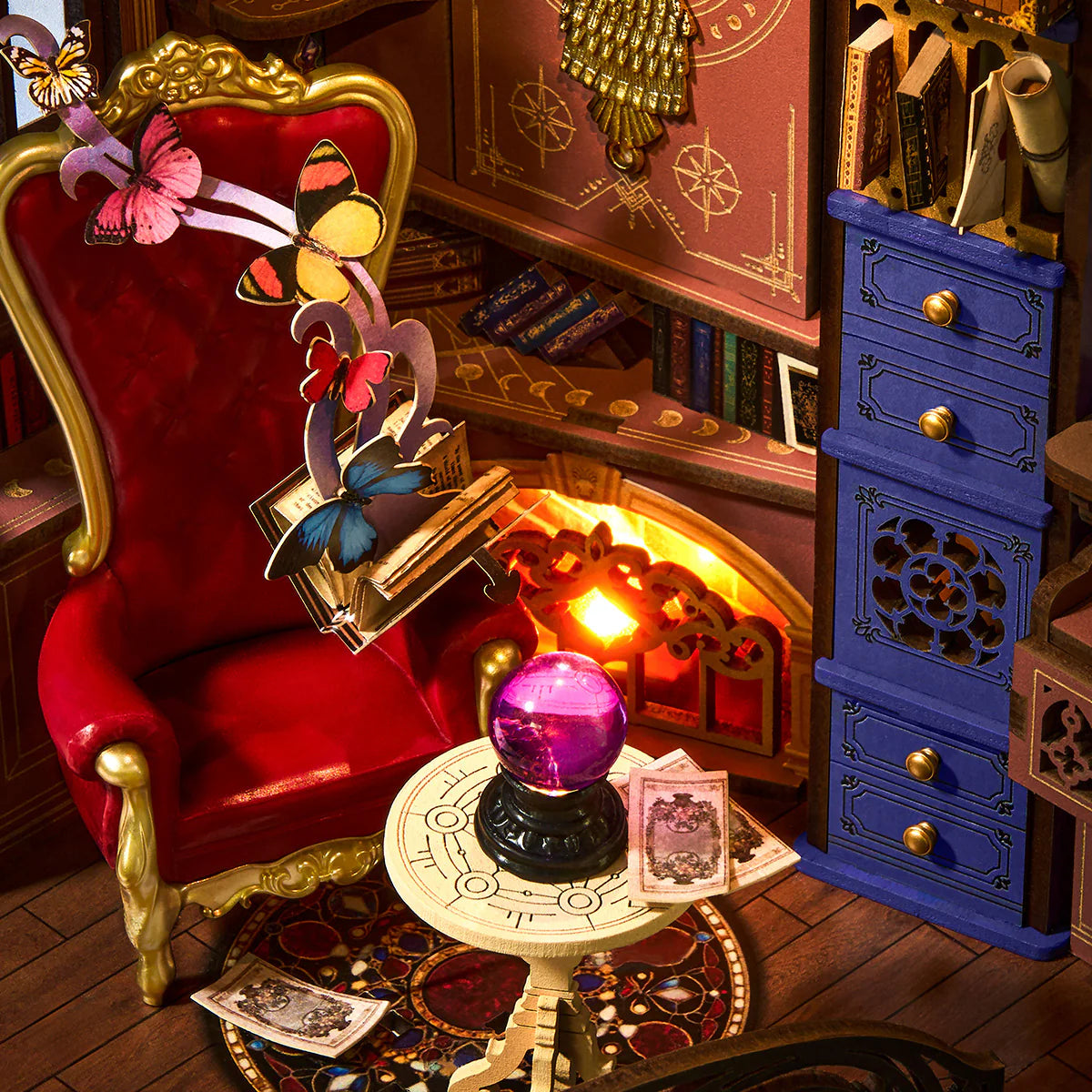Robotime Rolife DIY Book Nook - Magic Fantasy Corner TGB14