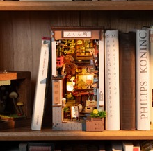 Load image into Gallery viewer, Robotime Rolife DIY Book Nook Sakura Wine Alley TGB11
