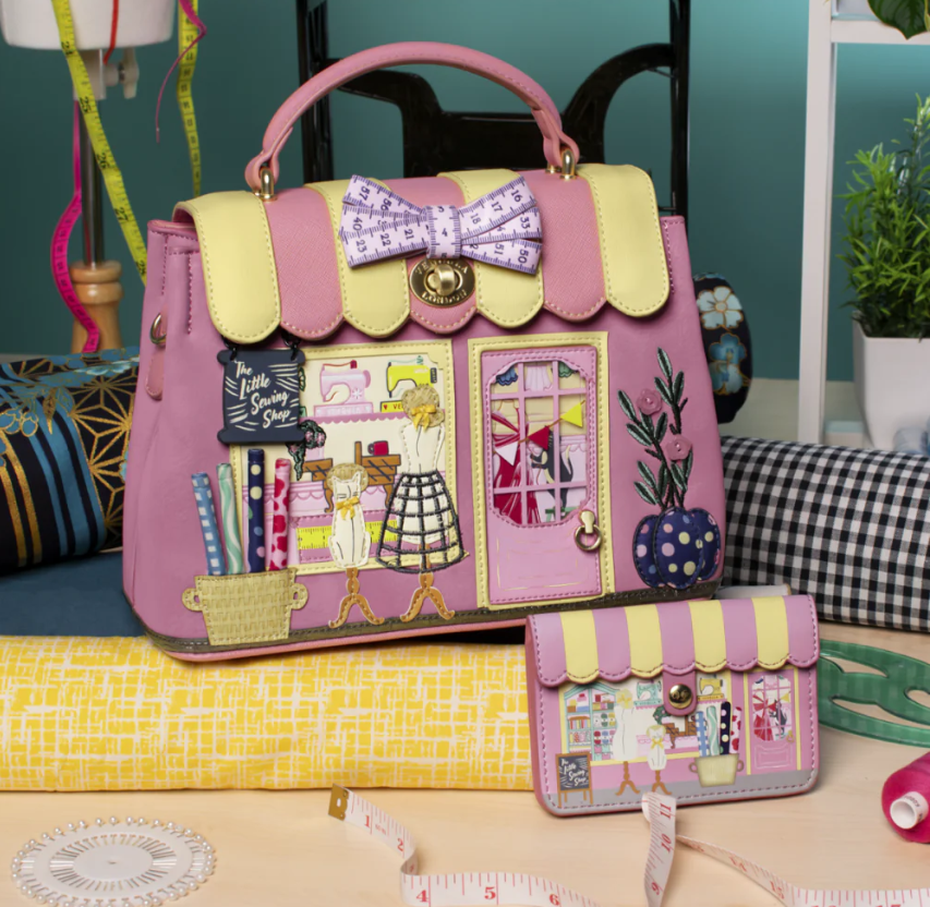 Vendula Sewing Shop - Raspberry Edition Mini Grace
