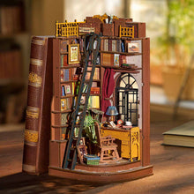 Load image into Gallery viewer, Robotime Rolife Silent Corner Study DIY Book Nook Shelf Insert TGE02
