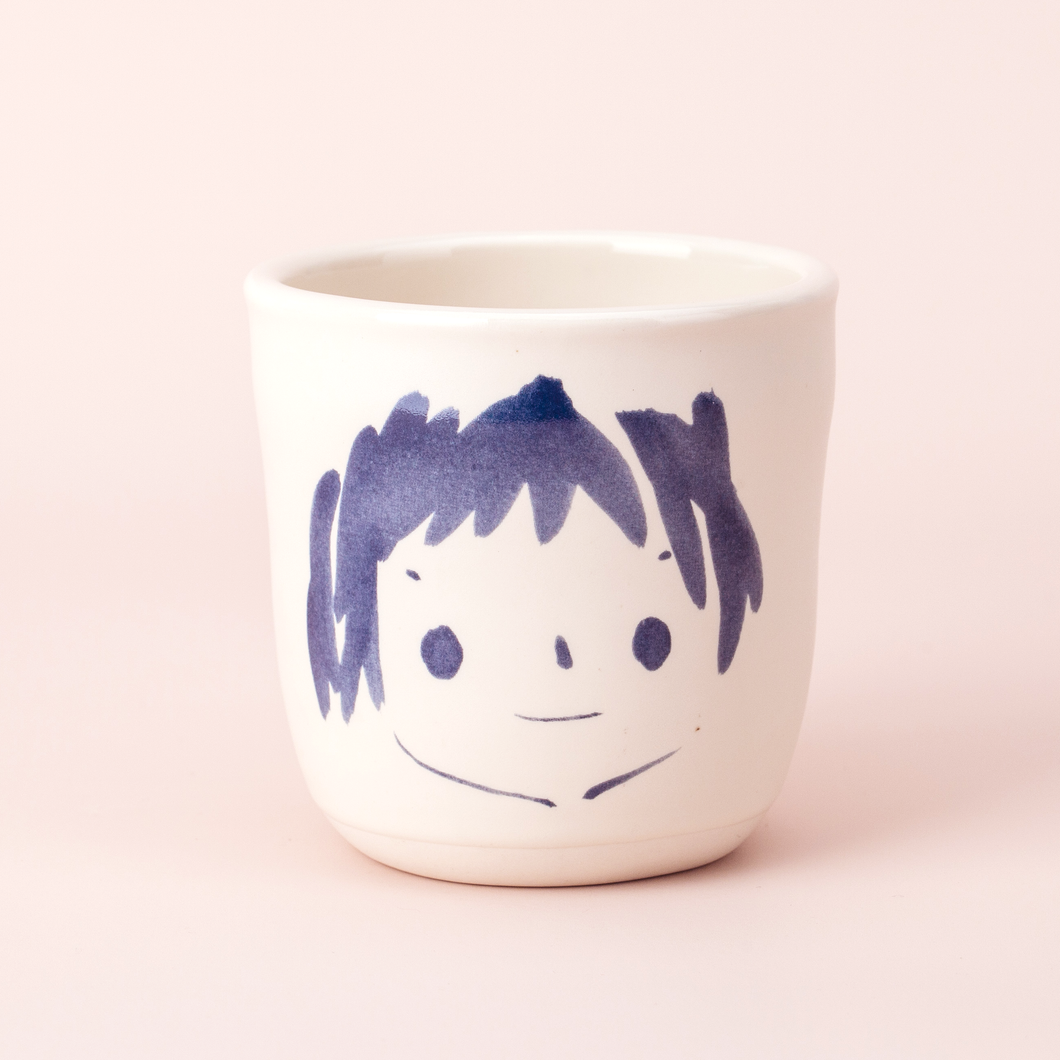 Brut Cake 100 Smiling Mugs Quinn 8.5cm