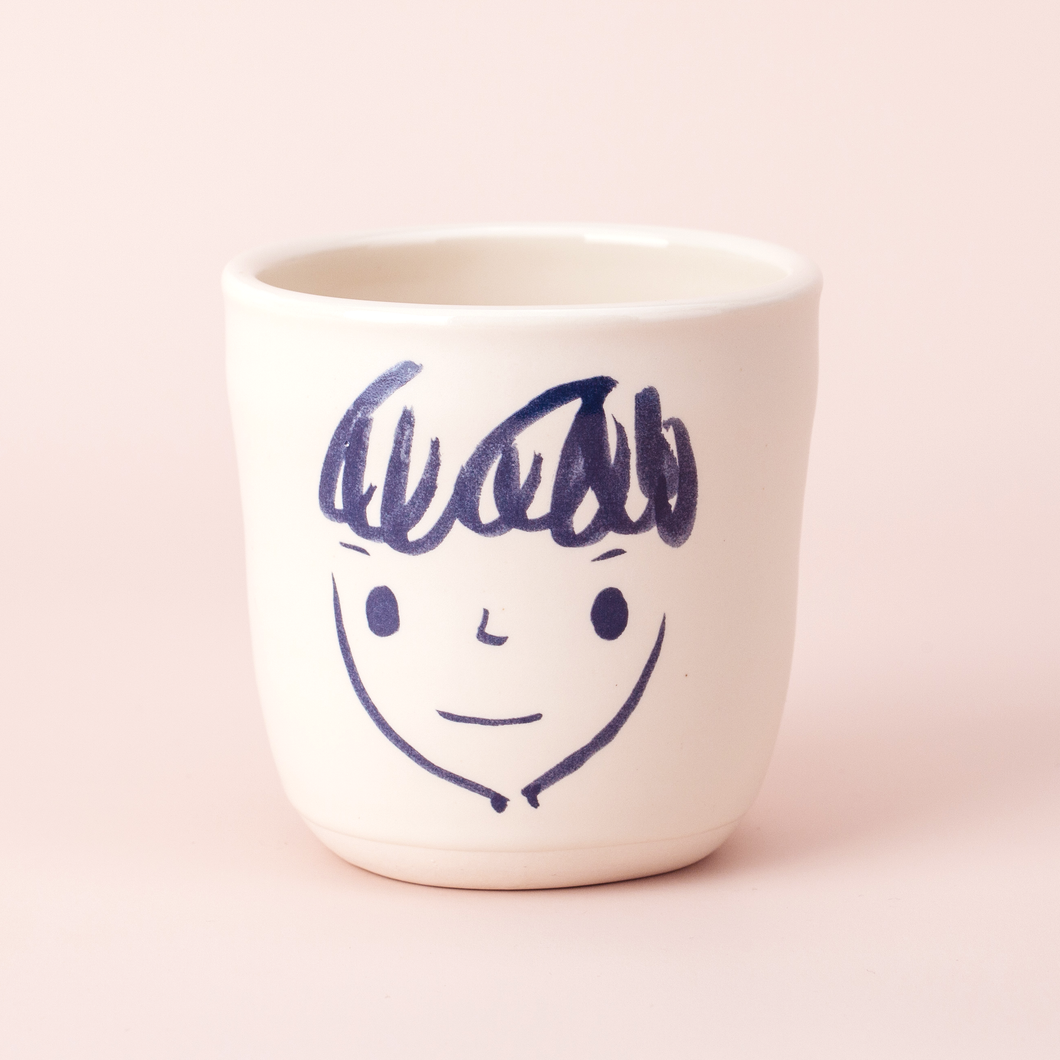 Brut Cake 100 Smiling Mugs Victor 8.5cm