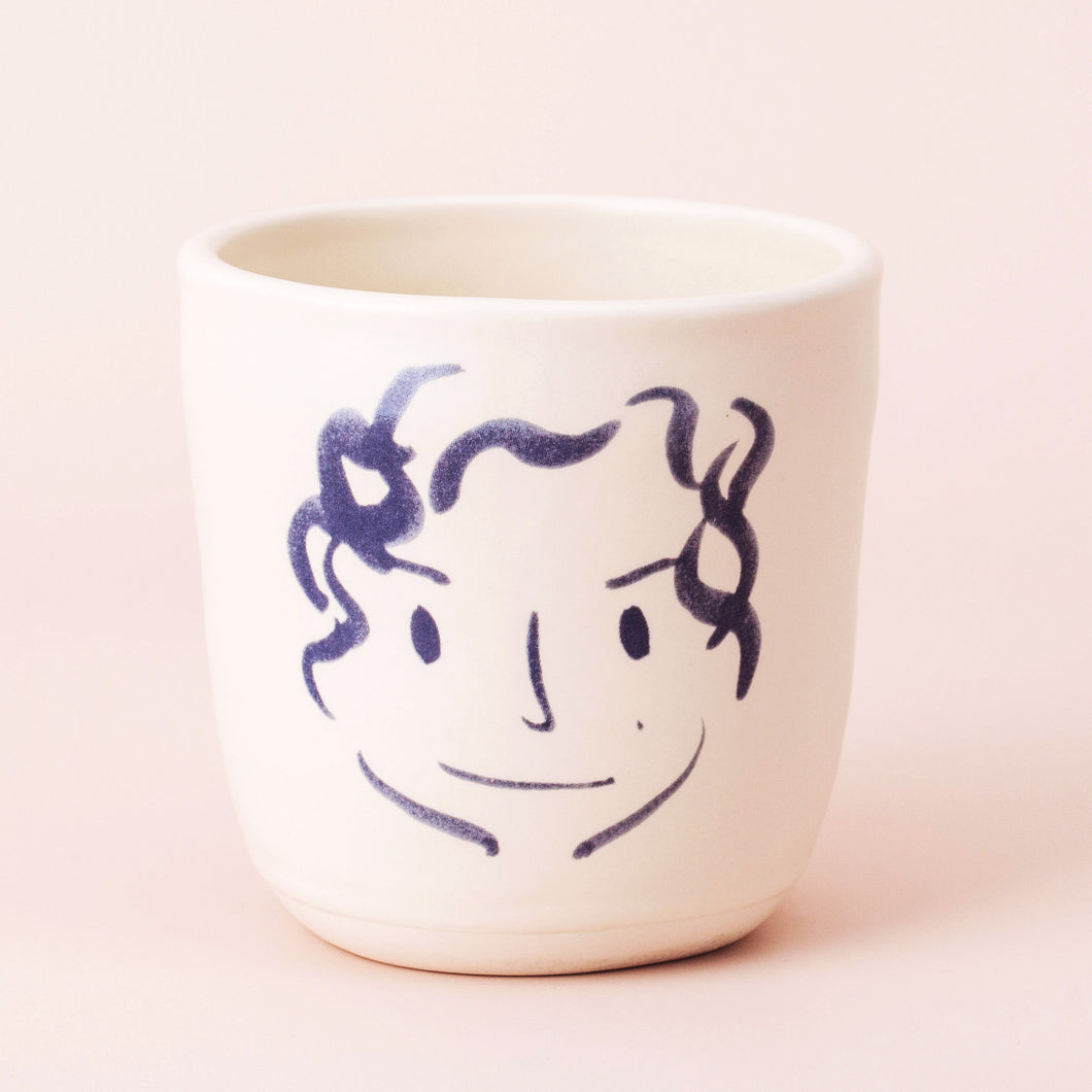 Brut Cake 100 Smiling Mugs Will 8.5cm