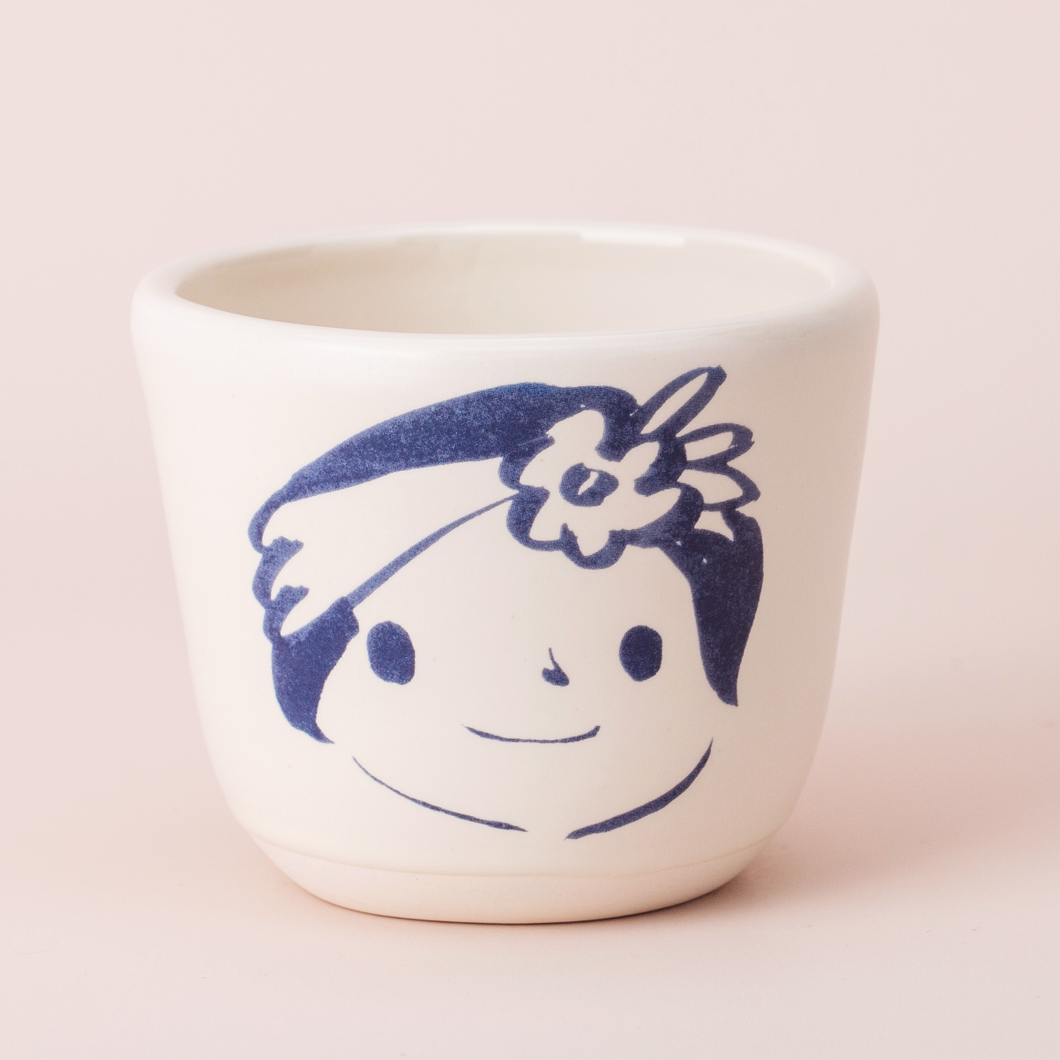 Brut Cake 100 Smiling Mugs Lucy 9.5cm