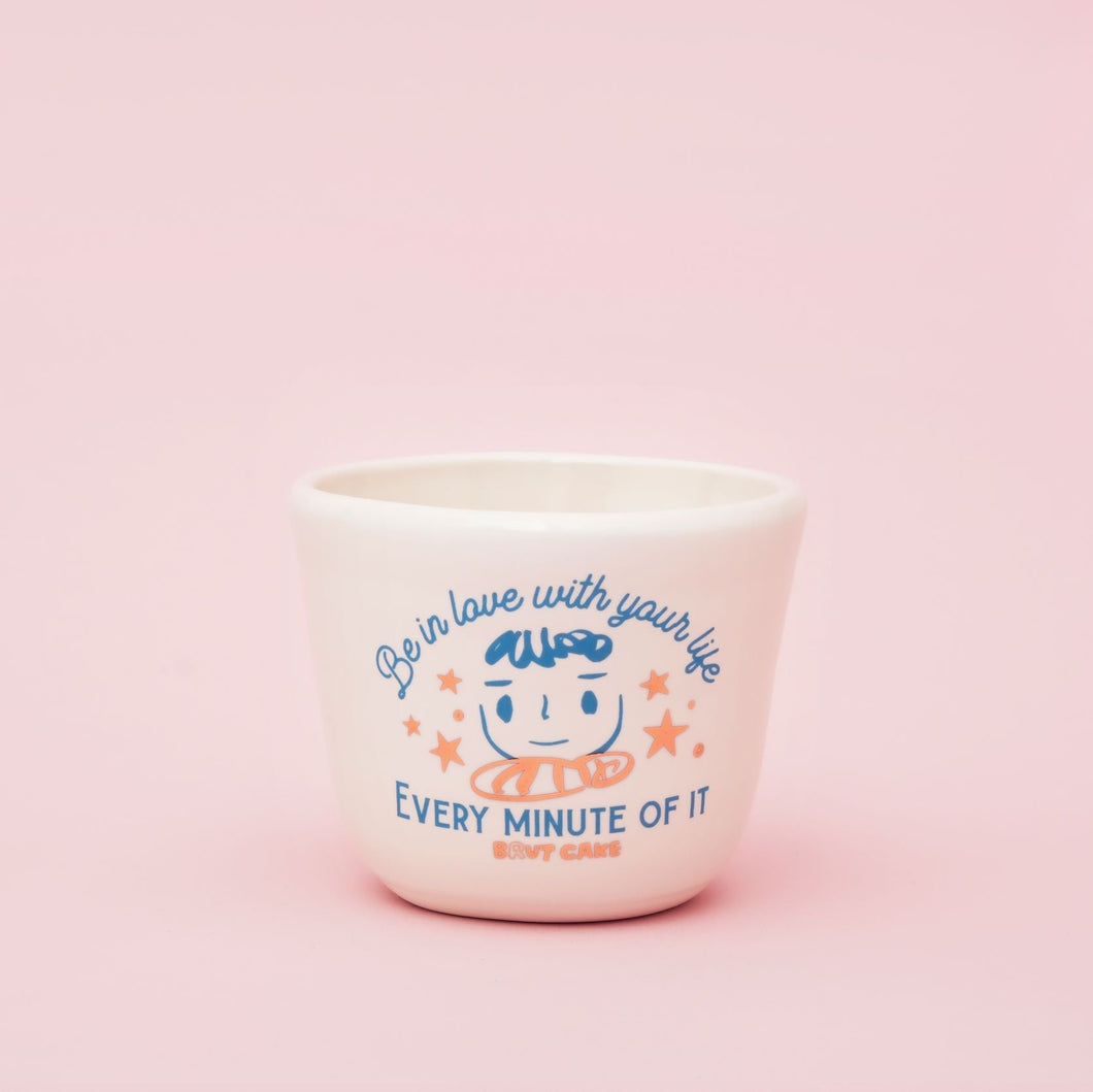 Brut Cake 100 Smiling Mugs Uplift Series Matthew 9.5cm