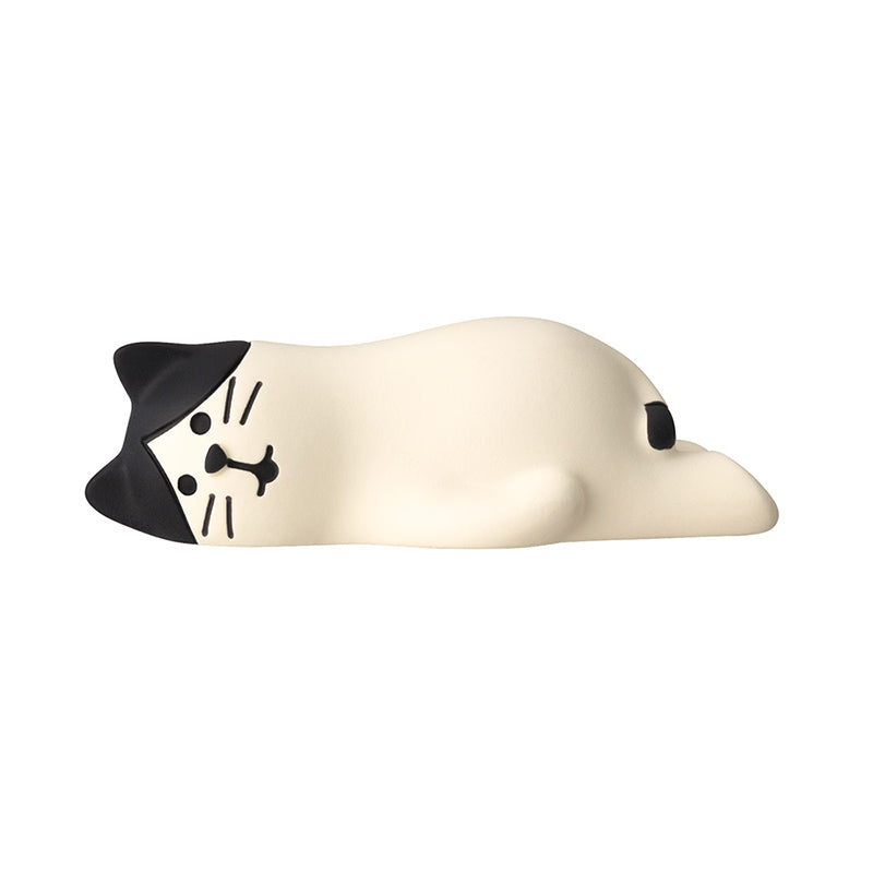 Decole Concombre Figurine - Lazy Cats - Hachi Cat
