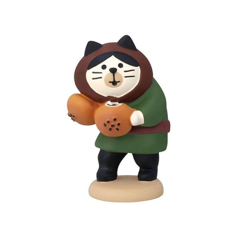 Decole Concombre Figurine - Yamaneko Bakery - Bread Thief Cat