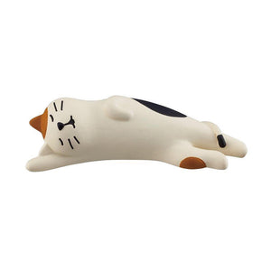 Decole Concombre Figurine - Tea House - Sleeping cat