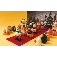 Load image into Gallery viewer, Decole Concombre Figurine - Halloween - Carriage
