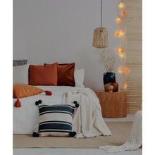 Load image into Gallery viewer, Discovery Zone Himalayan Salt String Lights Pink 165cm
