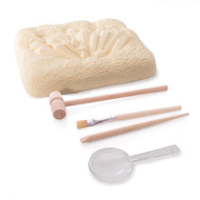 Load image into Gallery viewer, Discovery Zone Crystal Mining Kit Multi-Coloured 18x6x21cm
