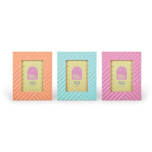 Load image into Gallery viewer, isGift Happy Mondays 5x7&quot; Photo Frame
